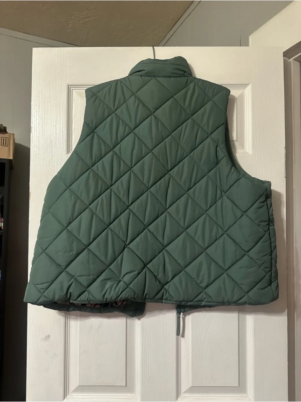 Girls' Quilted Green Puffer Vest - Lightweight Layering